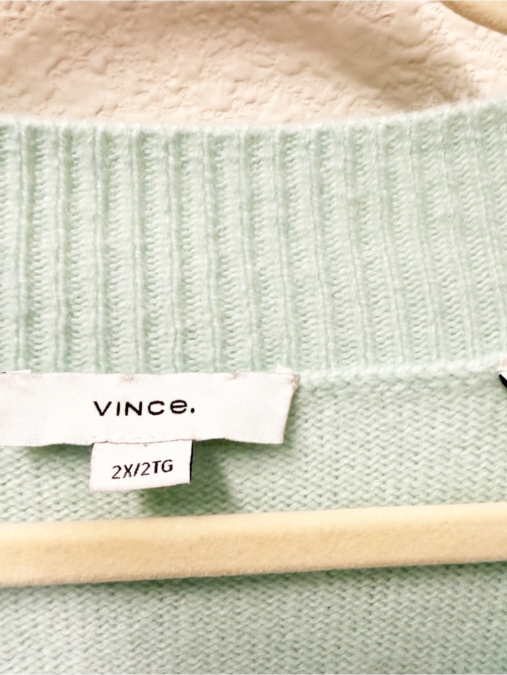 Vince Mint Green V-Neck Cashmere Blend Sweater 2X - Picture 3 of 5